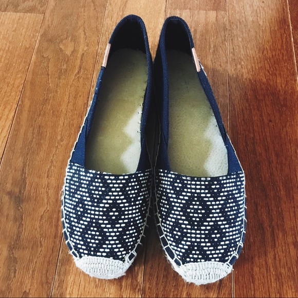 Sperry • Katama Cape Print Espadrilles - Picture 3 of 7